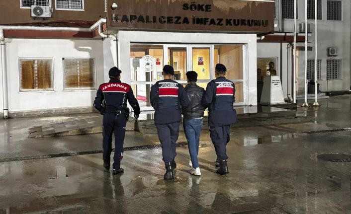 Düzensiz göçmenlerle yakalanan organizatör tutuklandı