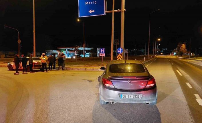 Edirne’de iki otomobil çarpıştı: 1 yaralı