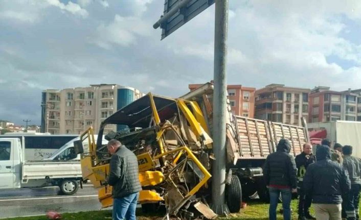 Edremit Otogar Kavşağı’nda kaza