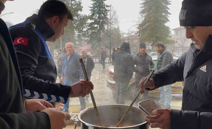 ’Efsane Başkan’ dualarla anıldı