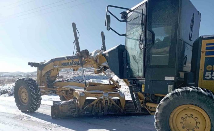 Elazığ’da 27 köy yolu ulaşıma kapandı