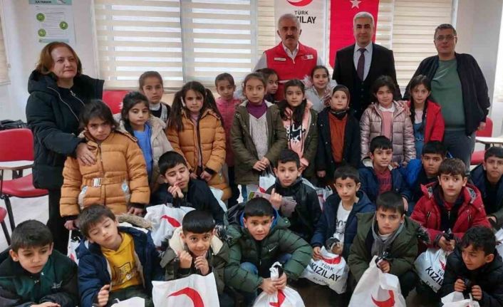 Elazığ’da ilkokul öğrencilerinden anlamlı ziyaret