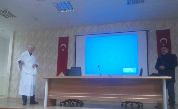 Elazığ’da umre semineri düzenlendi