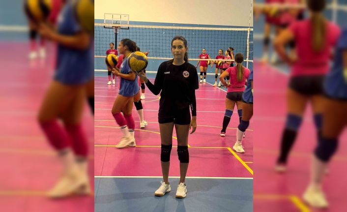 Elazığlı voleybolcu, İtalya’ya transfer oluyor