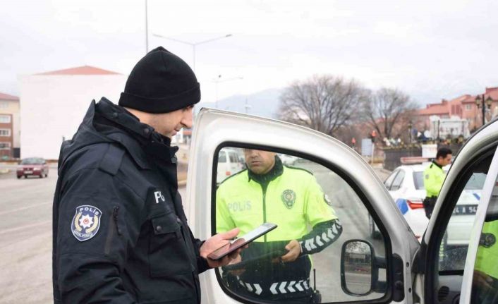 Erzincan polisinden Huzur Uygulaması