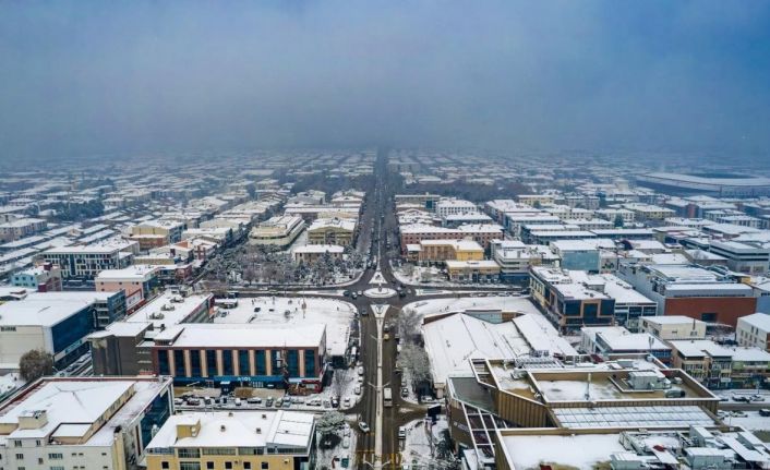 Erzincan’da kar yağışı