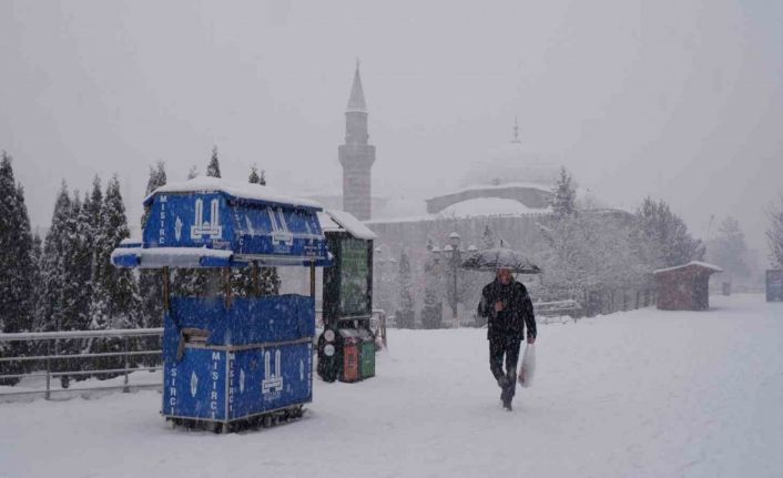 Erzurum beyaza büründü