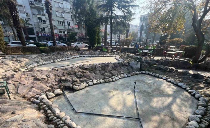 Fatih Parkı süs havuzu bakım ve onarım çalışmaları tamamlandı