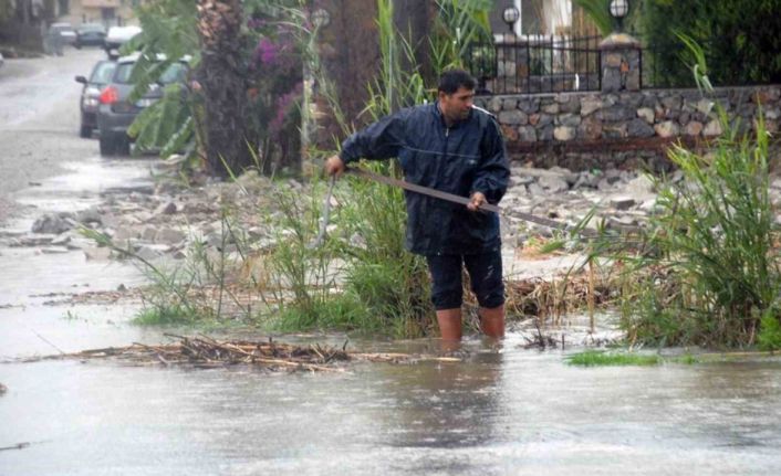 Fethiye ile Seydikemer’e sağanak ve taşkın yağış uyarısı