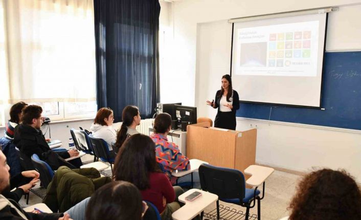 Gençlere sürdürülebilir kalkınma amaçları anlatıldı