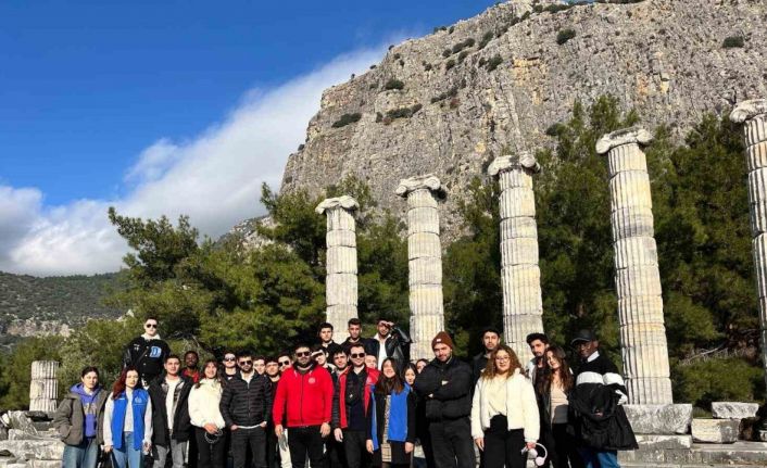 Gönüllü gençler, Anadolu’nun Pompei’sini gezdi