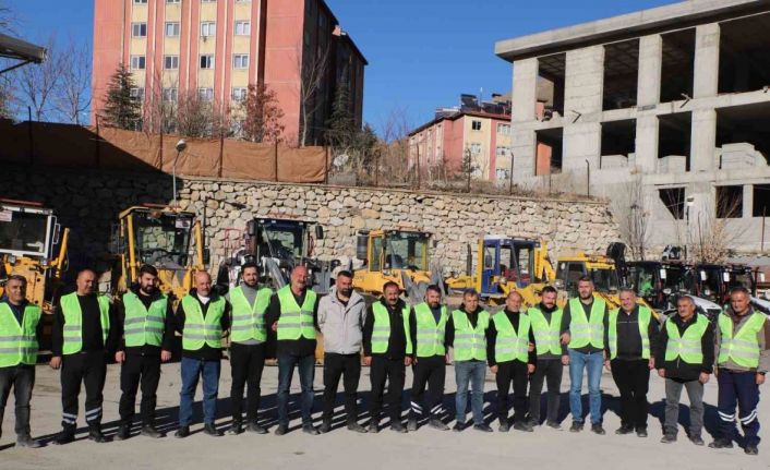 Hakkari belediyesi karla mücadeleye hazır