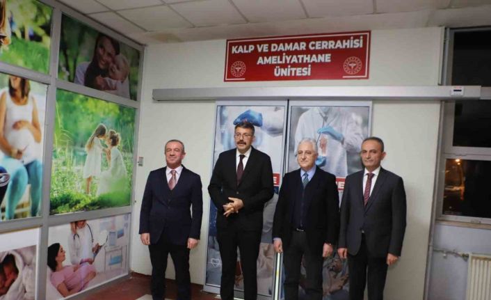 Hakkari’de ilk kez bypass ve kalp kapak değişimi ameliyatları gerçekleşti