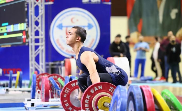 Halter Türkiye Birinciliği’nde nefes kesen mücadeleler