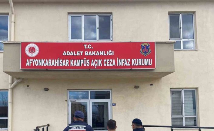 Hapis cezalarıyla aranan şahısları jandarma yakaladı