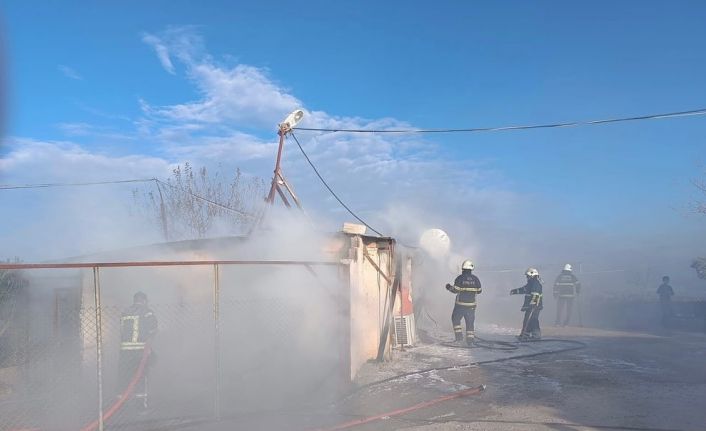 İskenderun’da tavuk çiftliğinde yangın