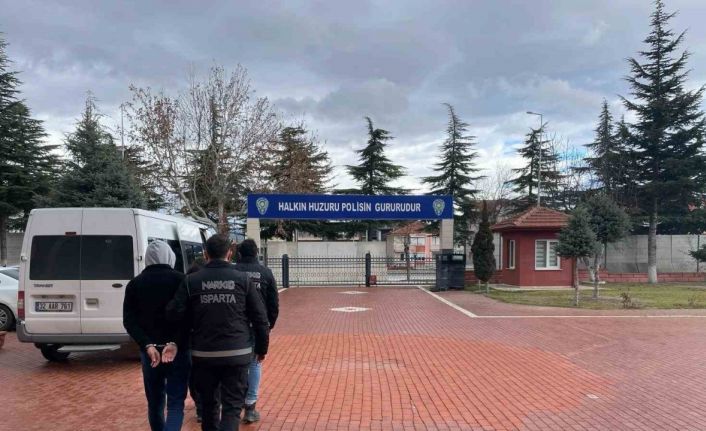 Isparta’da uyuşturucu operasyonunda 2 kişi tutuklandı