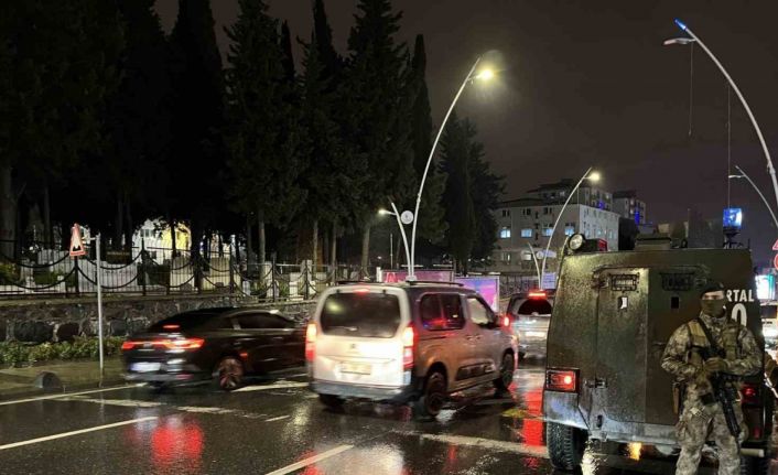 İstanbul Emniyet Müdürü Selami Yıldız, Esenler’de asayiş uygulamasını yerinde denetledi