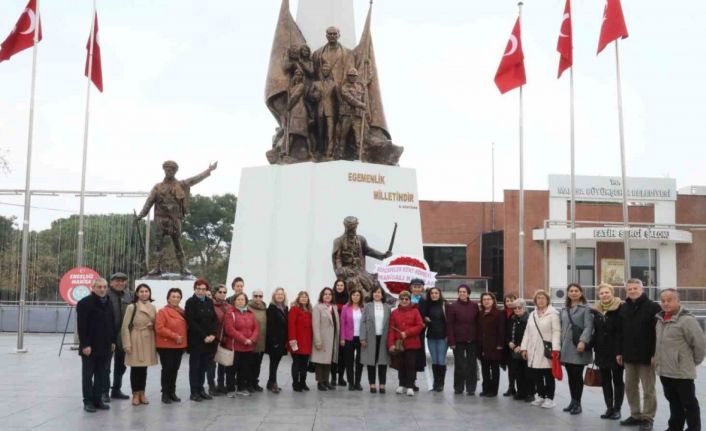 Kadınlar seçme ve seçilme haklarının yıldönümünü kutladı