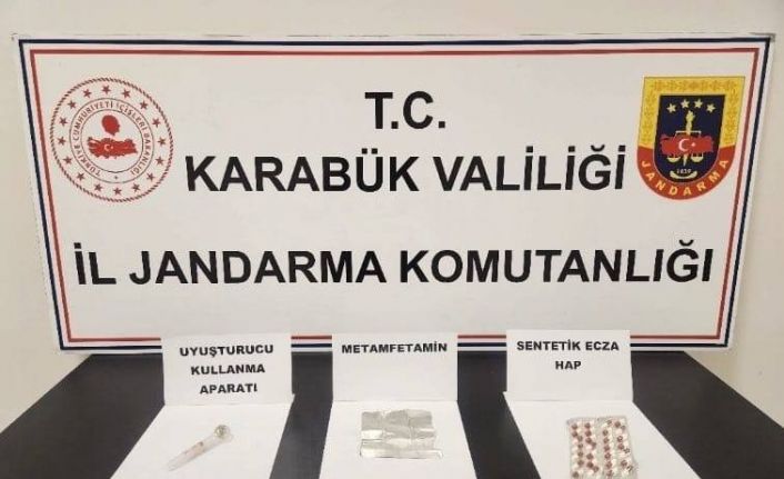 Karabük’te 4 kişinin üzerinde uyuşturucu yakalandı