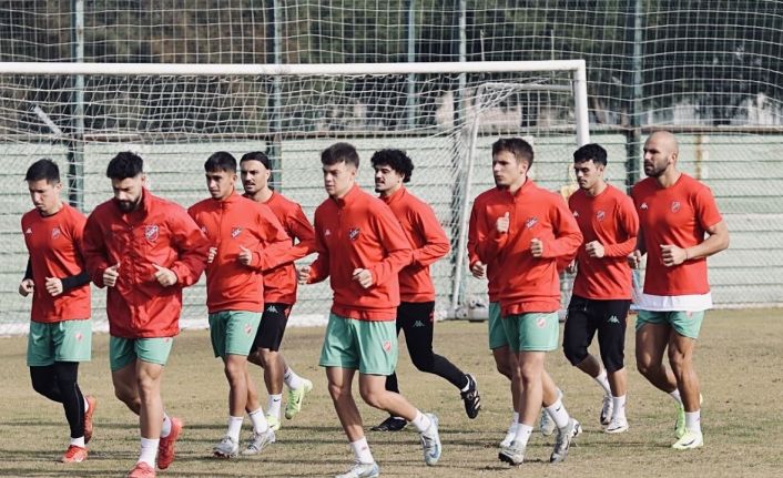 Karşıyaka’da oyuncular alacakları için TFF’ye başvuruyor