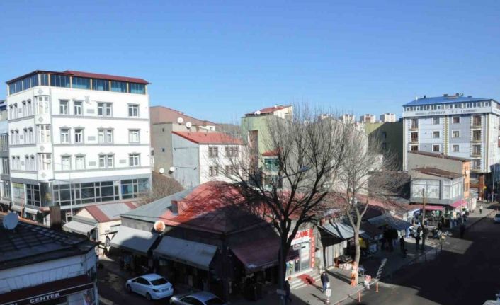 Kars’ta kiralar el yakıyor