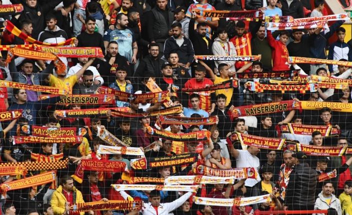 Kayserispor 71 bin taraftara oynadı