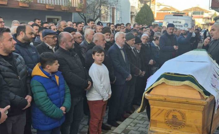 Kazada ölen 3 genç dualarla son yolculuğuna uğurlandı