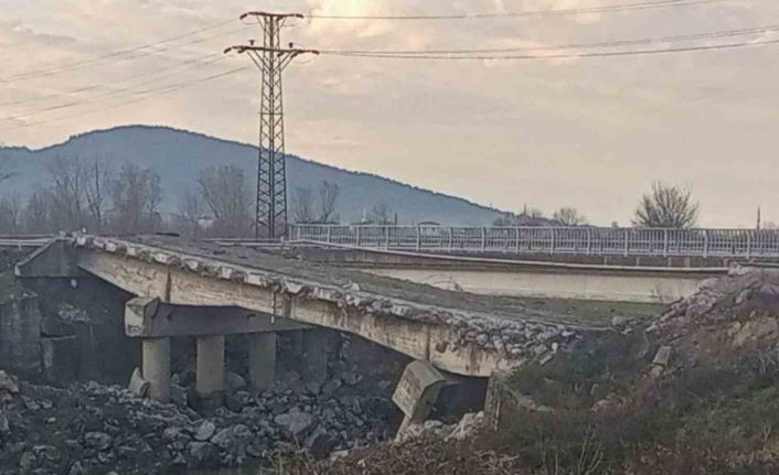 Kazalara neden olan köprüde çalışmalar başlatıldı