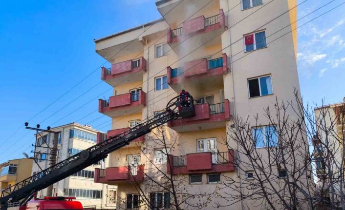 Keşan’da çakmakla oynayan çocuk yangına sebep oldu