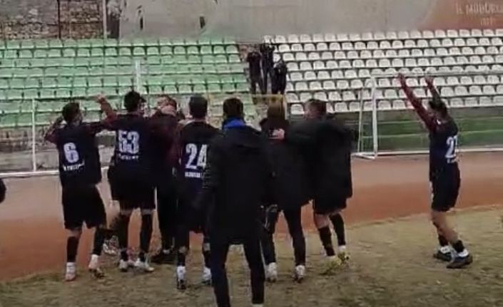 Kırşehir’de 23 Elazığ FK’yı 3 taraftar yalnız bırakmadı