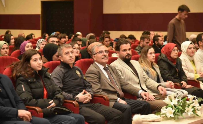 KMÜ’de ‘Terör Tuzağına Düşme’ konulu seminer verildi