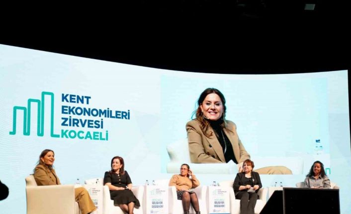 KOSTÜ, Kocaeli Kent Ekonomileri Zirvesi’nde yer aldı