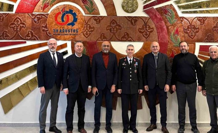 Kütahya İl Jandarma Komutanı Vedat Kültür’den 30 Ağustos OSB’ye ziyaret