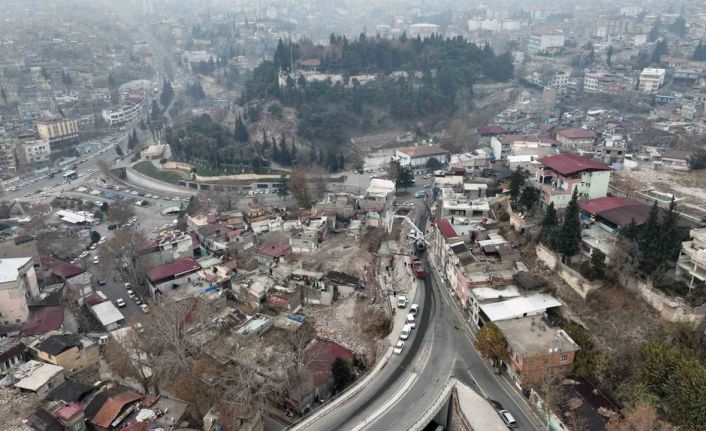 Maraş Kalesi ile Sarayaltı bağlantı yolu yapılıyor