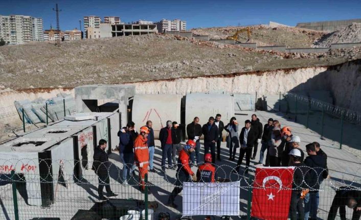 Mardin Büyükşehir Belediyesi personeline afet müdahale eğitimi verildi