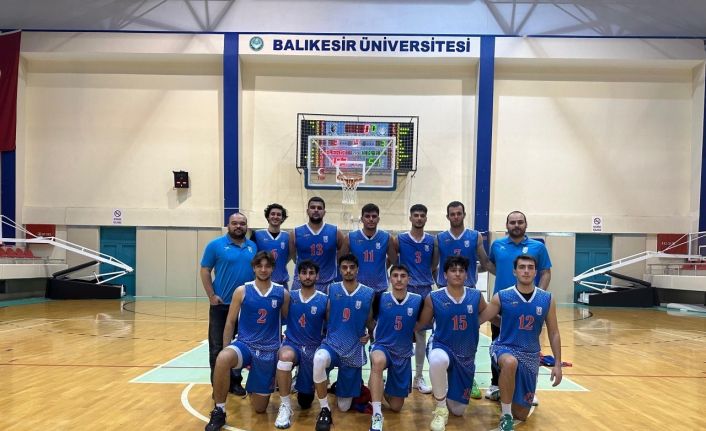 MSKÜ erkek basketbol takımı bölgesel lig şampiyonu oldu