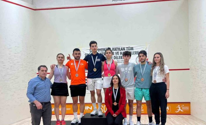 Muratpaşa Belediyesi squash takımı gözünü olimpiyatlara dikti