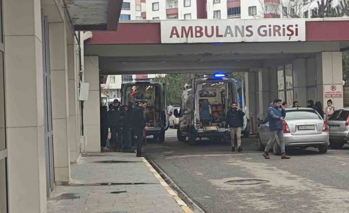 Muş’ta bir polis memuru evinde ölü bulundu