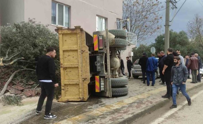 Orhangazi Belediyesine ait kamyon dehşet saçtı