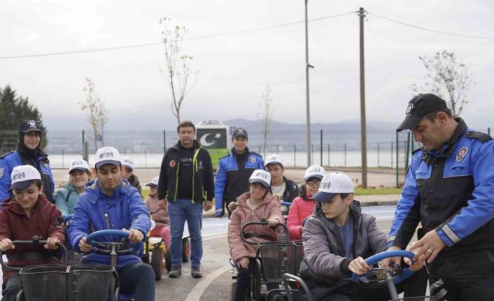 Özel bireylere trafik eğitimi