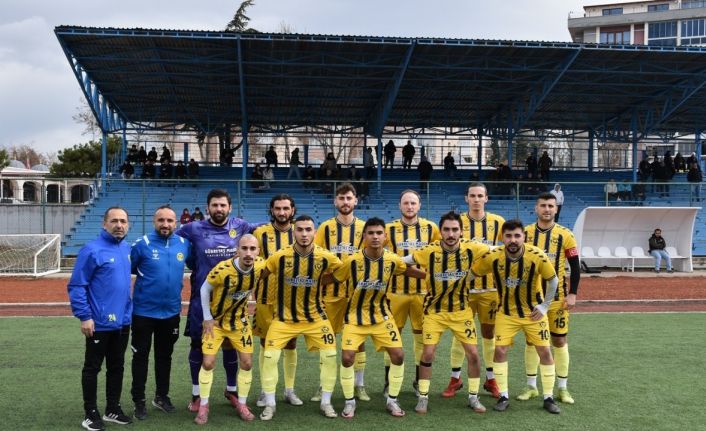 Söğütspor 5’te 5 yaptı