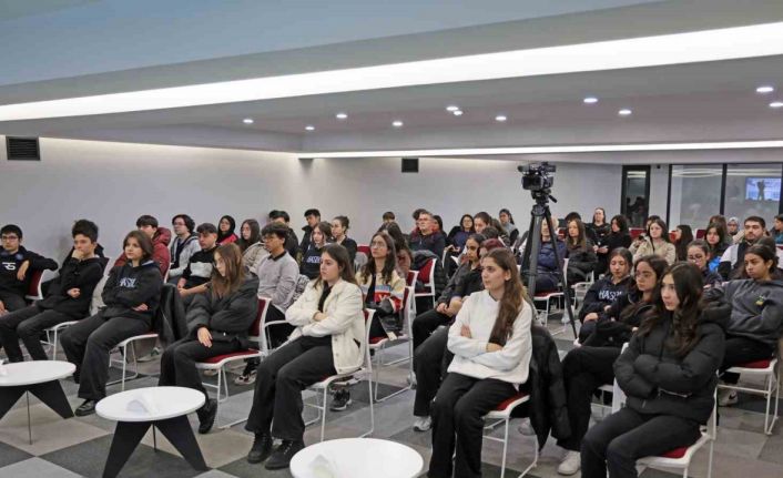 Talas’ın yazar okulu seminerleri dolu dolu