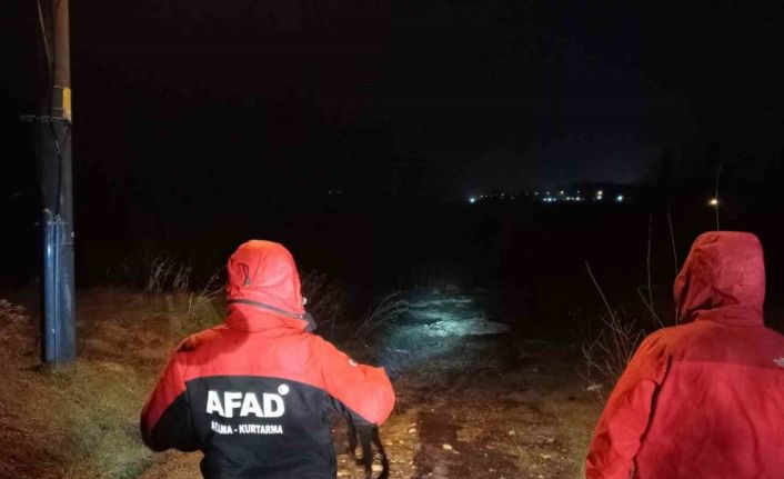 Tekirdağ’da aralıksız yağan sağanak ulaşımı durma noktasına getirdi