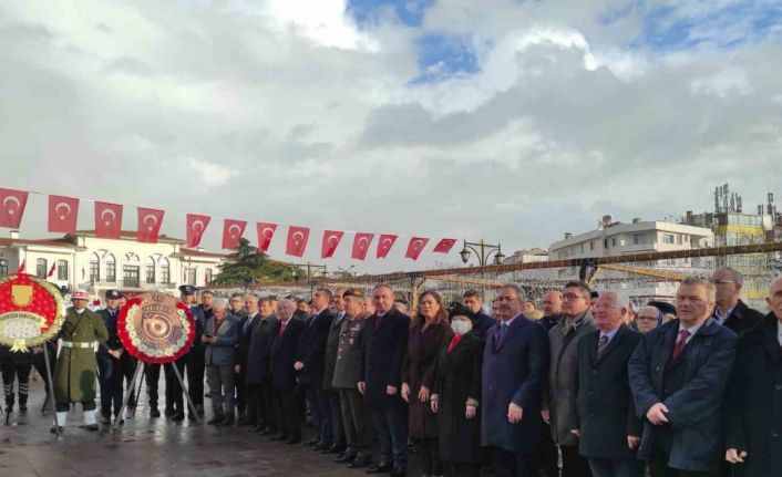 Tekirdağ’da Vatan Şairi Namık Kemal doğumunun 184. yıl dönümünde anıldı