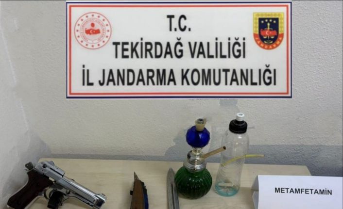 Tekirdağ’da yasa dışı silah ve uyuşturucu operasyonu