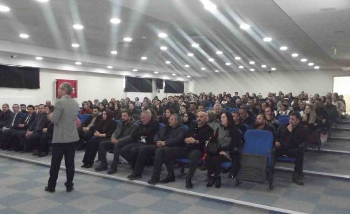 Tercan’da etik eğitim semineri verildi