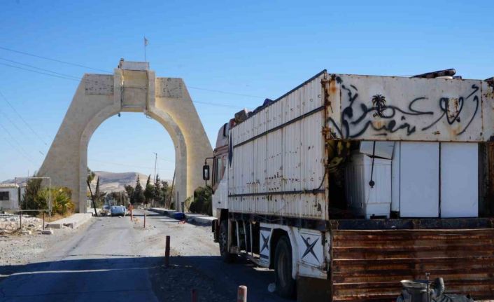 Teröristlerden alınan Tişrin Barajı görüntülendi