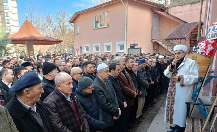 Trafik kazasında hayatını kaybeden genç toprağa verildi