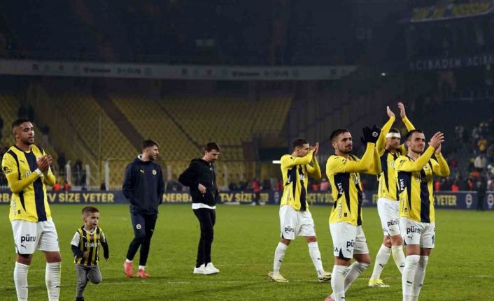 Trendyol Süper Lig: Fenerbahçe: 3 - Başakşehir: 1 (Maç sonucu)